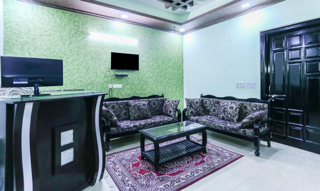 Hotel Treebo Trip Sswag 18 Expressway Noida Esterno foto