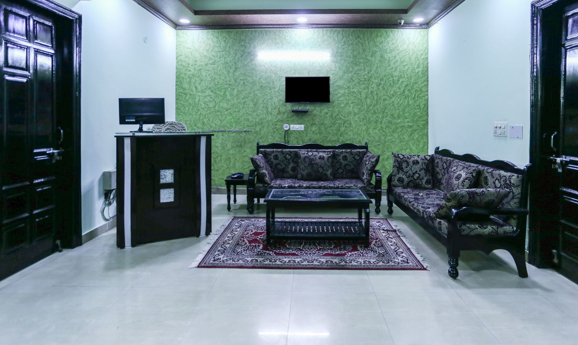 Hotel Treebo Trip Sswag 18 Expressway Noida Esterno foto
