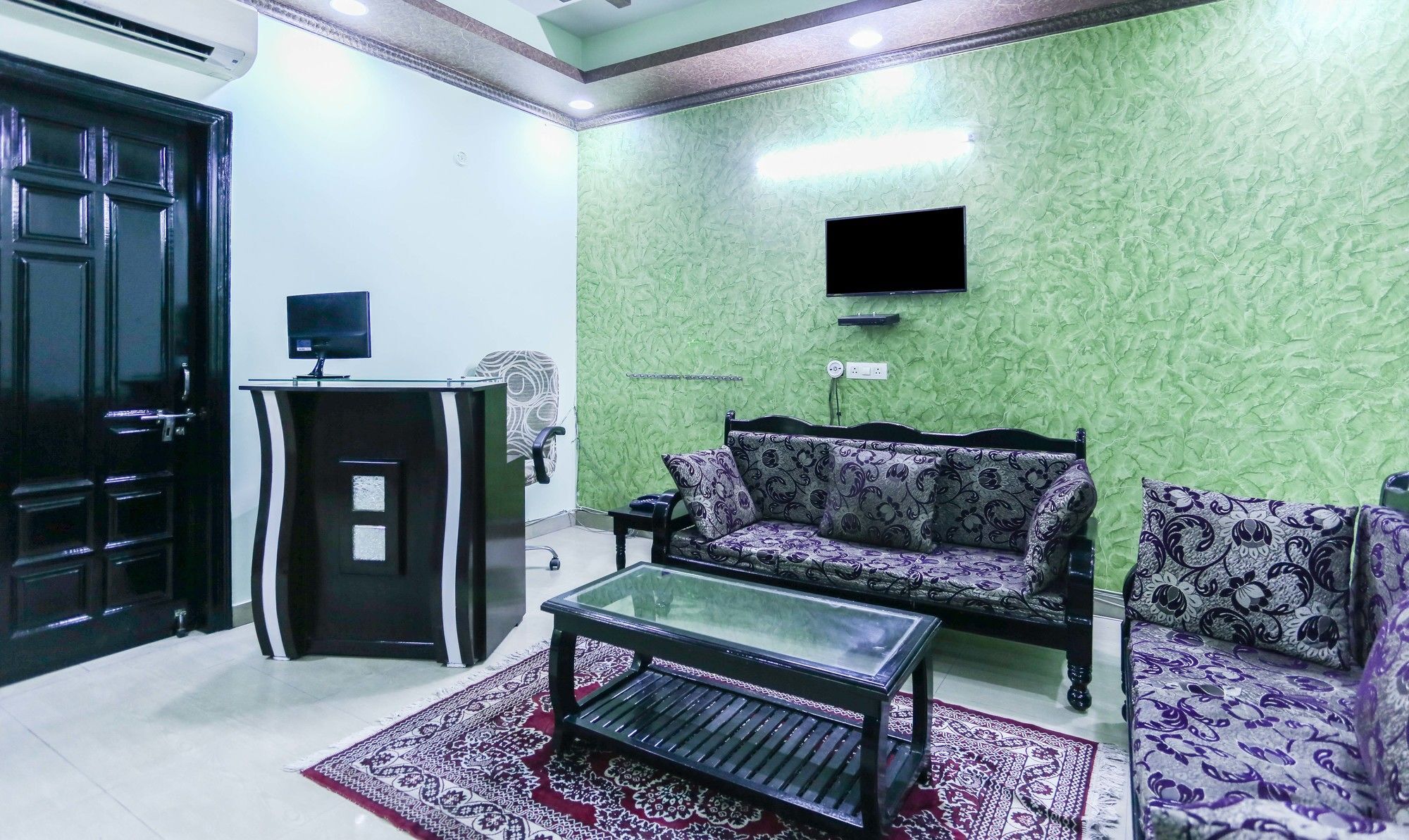 Hotel Treebo Trip Sswag 18 Expressway Noida Esterno foto